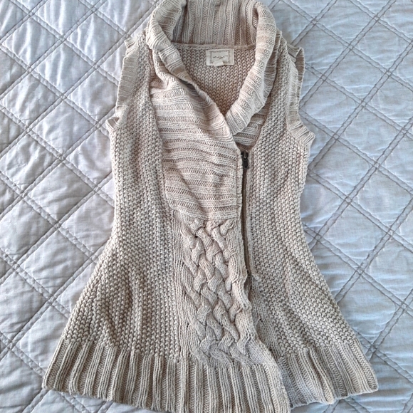 Kenzie Zip Sweater Vest - Picture 1 of 4